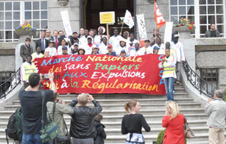 Une marche pour la dignité