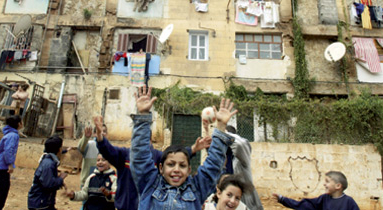 Algérie : La question sociale domine l’élection