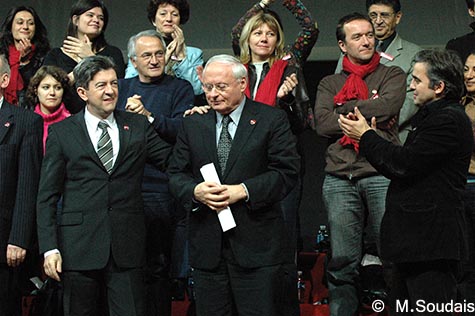 Jean-Luc Mélenchon et Oskar Lafontaine lors du meeting de lancement du Parti de gauche, le 29 novembre 2008. 