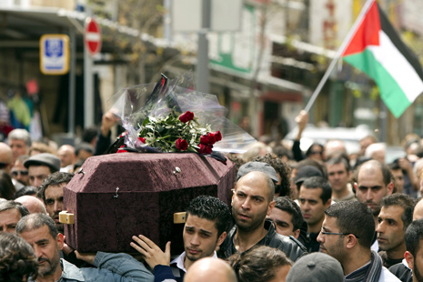 Procession funéraire de Juliano Mer-Khamis, mercredi 6 avril 2011 