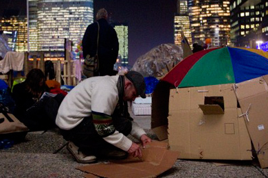 Matraquage nocturne à « Occupy la Défense »