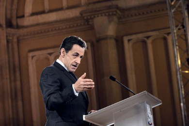 À Dijon, Sarkozy encense la justice par le peuple