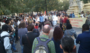 Les opposants à la venue de Blaise Compaoré manifestent, lundi 17 septembre à Paris. 