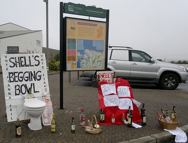 Illustration - En Irlande, Rossport veut renvoyer Shell en mer 