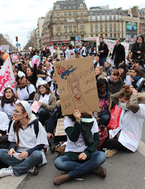 Illustration - Sages-femmes : nouvelle manif pour un statut rénové