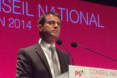 « La gauche peut mourir », avertit Manuel Valls, un de ses bourreaux