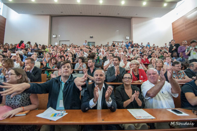 PS : le congrès devra se tenir « au premier semestre 2015 »