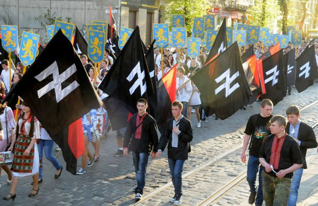 Manifestation néonazie en Ukraine occidentale 