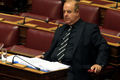 Présidentielle grecque : 700 000 euros en liquide pour voter « correctement »