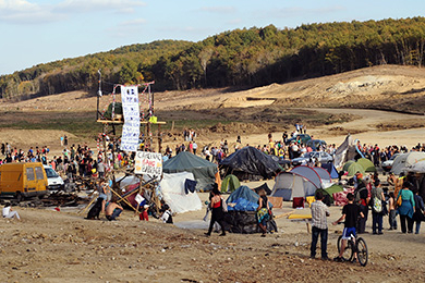 La plate-forme des mouvements contre les grands projets inutiles