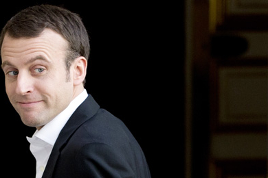 Macron en pince pour Maggie