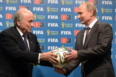 Réélection de Sepp Blatter à la FIFA : Obama qui pleure et Poutine qui rit