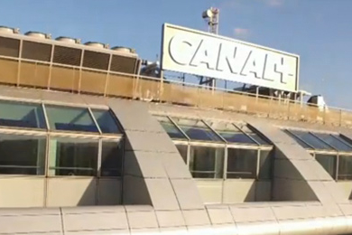 Deux journalistes de Canal + agressés à Paris : « Gollnisch avait raison »