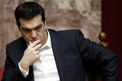 Tout ça pour ça : Tsipras cède aux banquiers