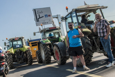 « Un gouvernement à la botte de la FNSEA » : l’autre son de cloche de la Confédération paysanne