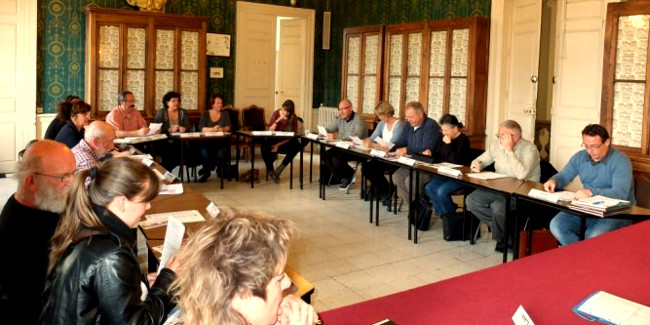 Vote unanime du conseil municipal du Vigan (Gard) pour l'accueil de réfugiés 