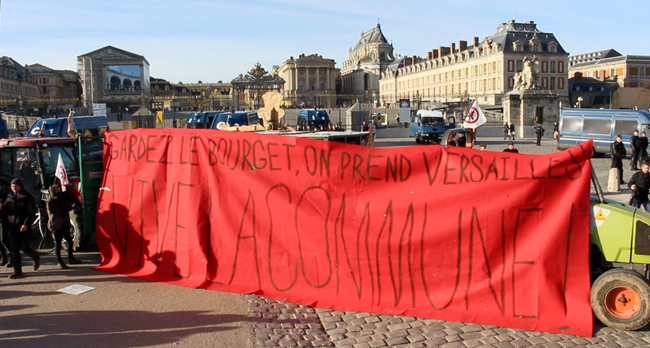 Illustration - VIDEO. Quand « l’ultra-gauche » débarque devant le château de Versailles
