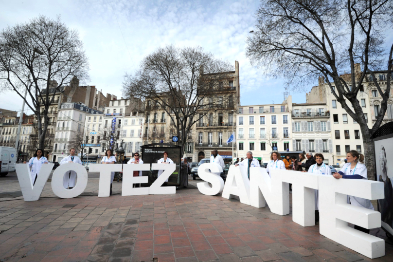 La politique… sans les politiques