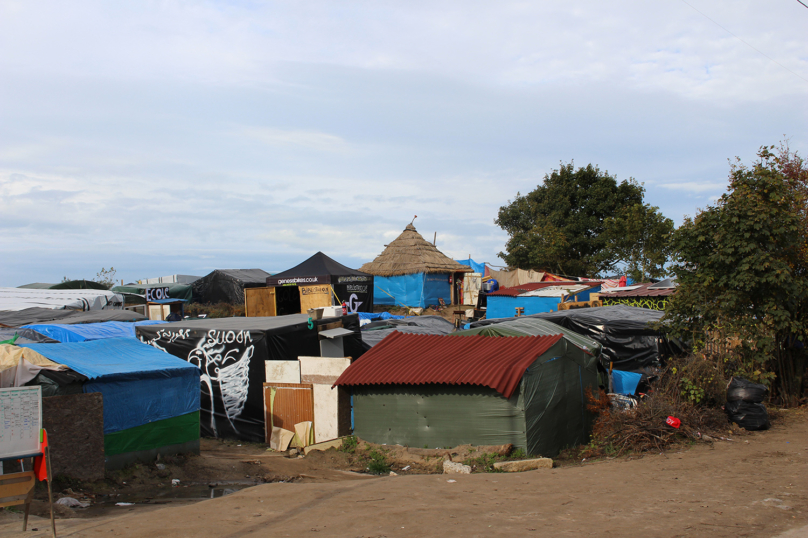 Calais : l’évacuation partielle de la jungle repoussée
