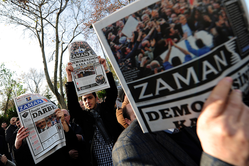 Le pouvoir turc met la presse au pas