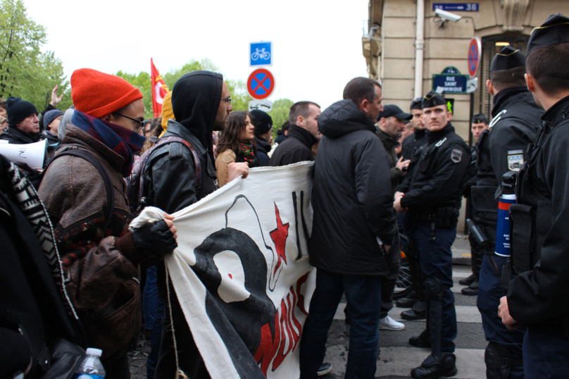 Intermittents debout contre le gouvernement