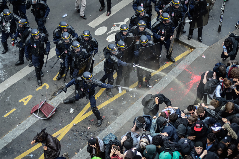 Violences policières : Le jeu dangereux du gouvernement