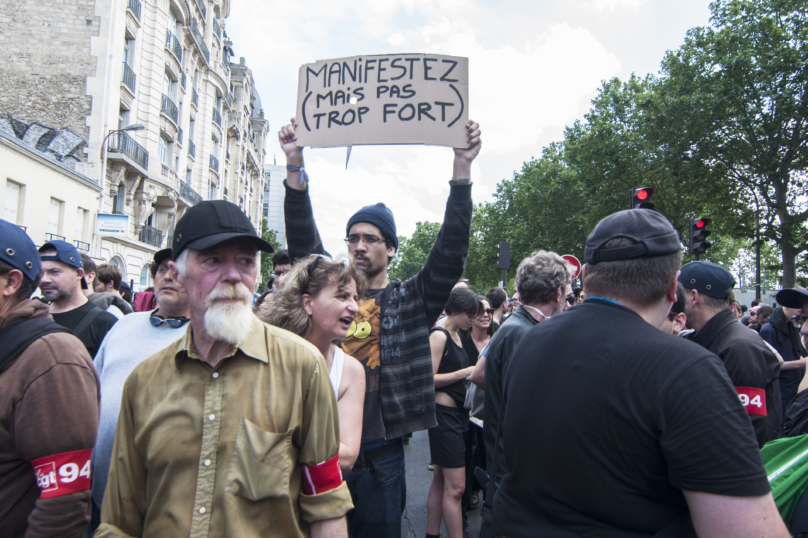 Revivez le direct de la journée de mobilisation contre la loi travail