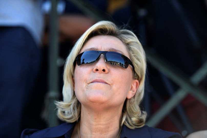Marine Le Pen tombe le masque
