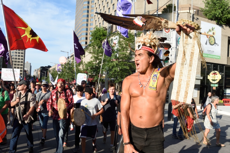 Les peuples autochtones mènent la marche d’ouverture
