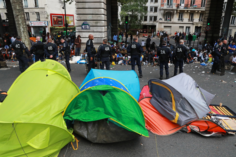 Migrants : nouveau SOS des associations aux ministres