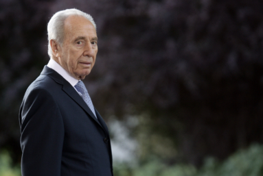 Shimon Peres : « Un infatigable intrigant »