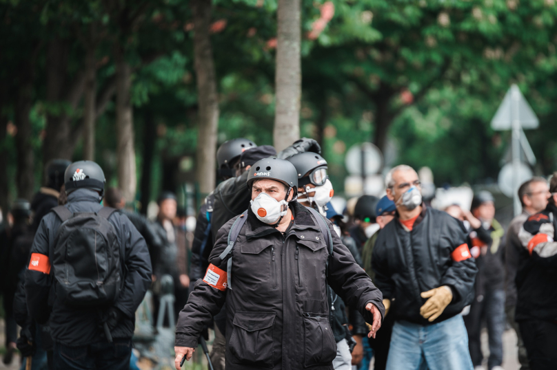 Un policier frappeur condamné (un peu)