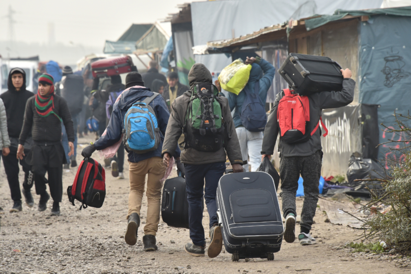 Calais : la « jungle » en cours d’évacuation