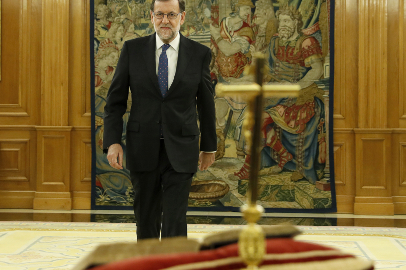 Espagne : Le PSOE au secours de Rajoy