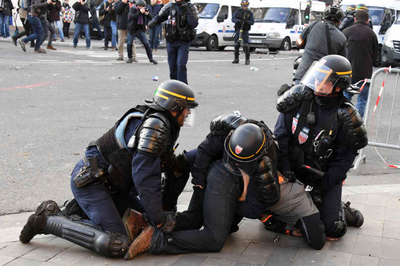 2016, année de violations des droits humains en France