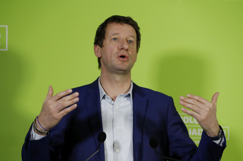 Jadot rallie Hamon… si les militants le veulent bien !