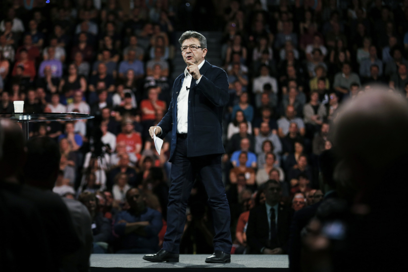 Mélenchon refuse « l’arrangement » que lui suggère Hamon