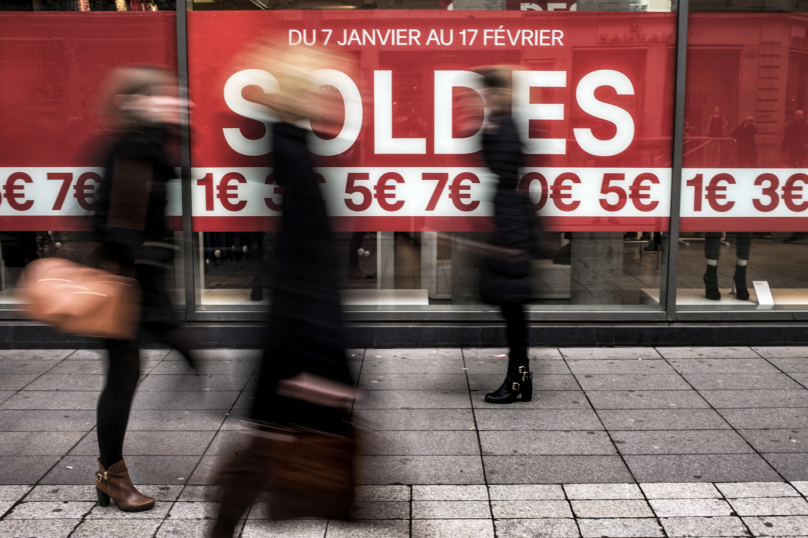Les écrans publicitaires arrivent dans les rues de Paris