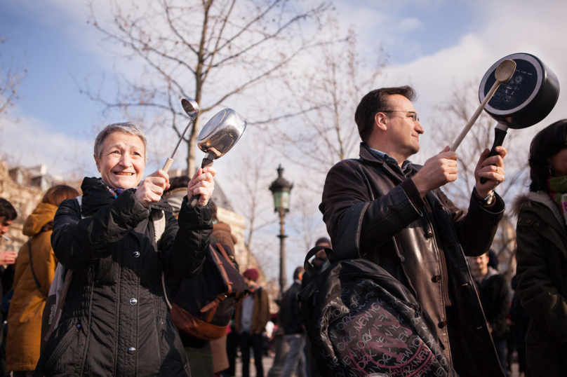 Des casseroles et une amende