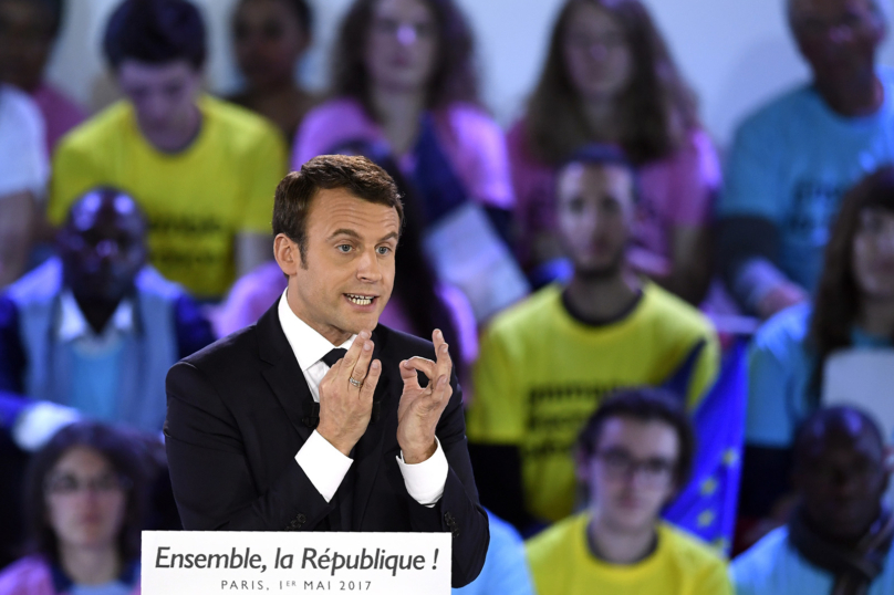 Macron mise tout sur « le front républicain »