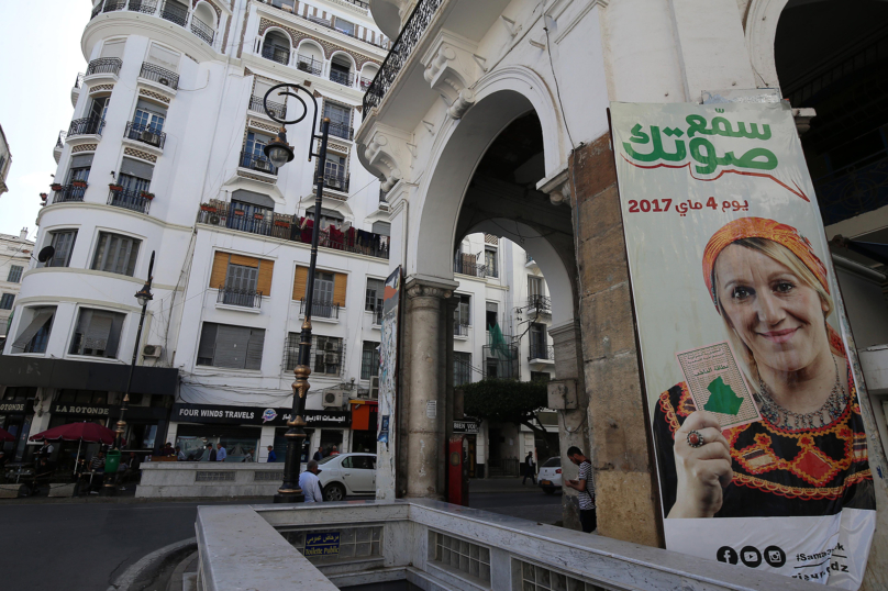 Comment le pouvoir algérien cherche à contrer l’abstention