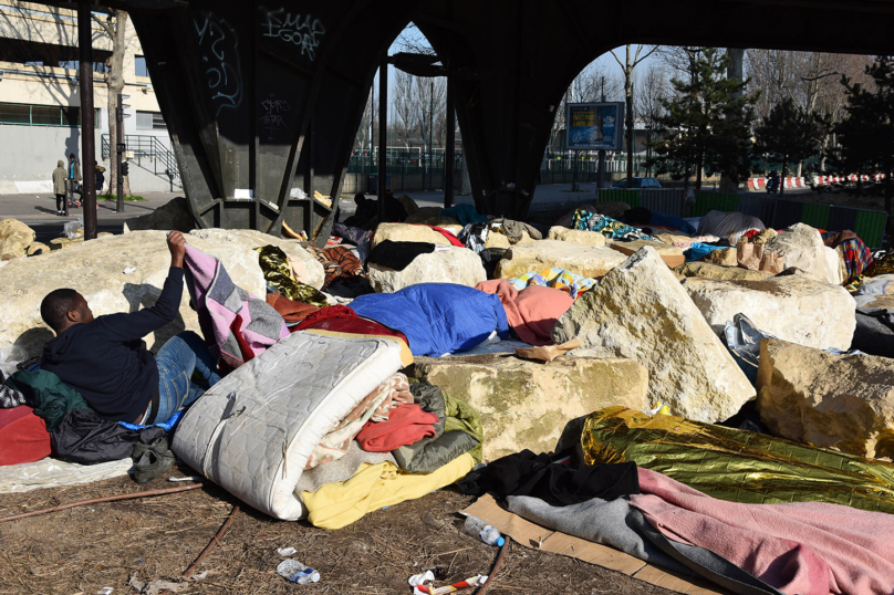 Migrants : des militants décrivent l’envers du décor des évacuations