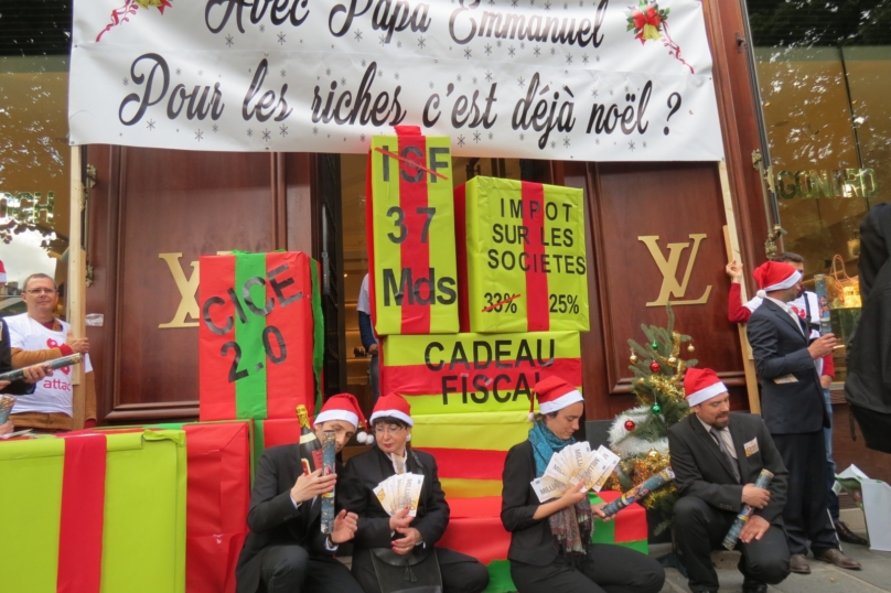 « Avec papa Emmanuel, pour les riches, c’est déjà Noël ! »