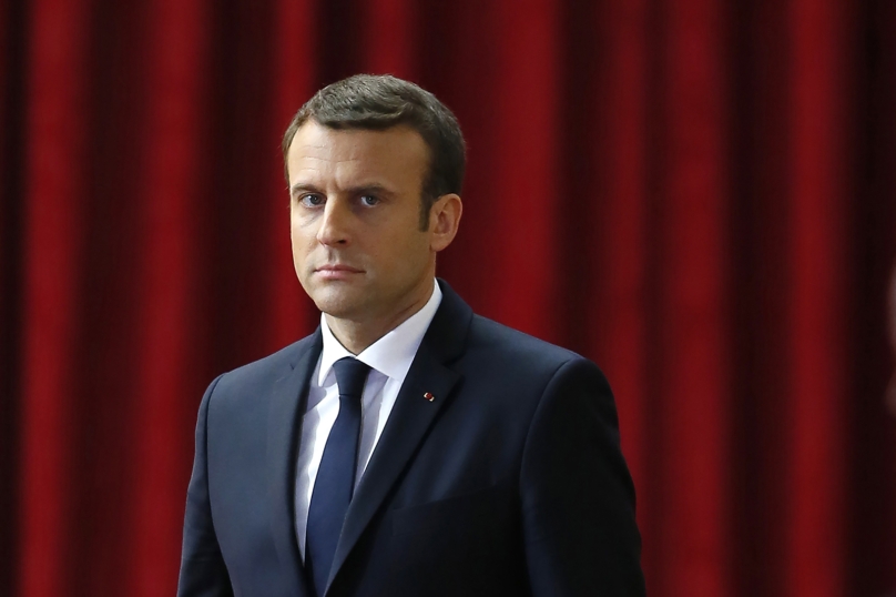 Les ordonnances dangereuses du Dr Macron