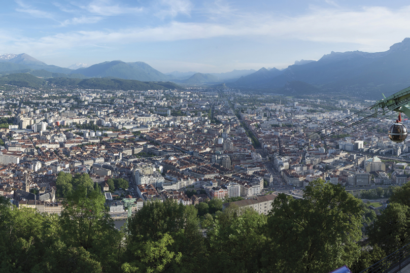 Grenoble, entre logiques locale et nationale