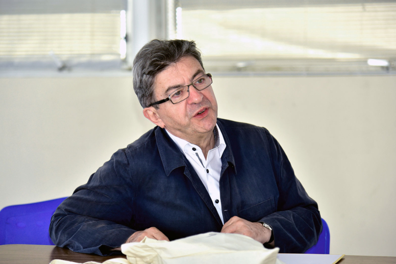 Mélenchon s’explique dans « Society »