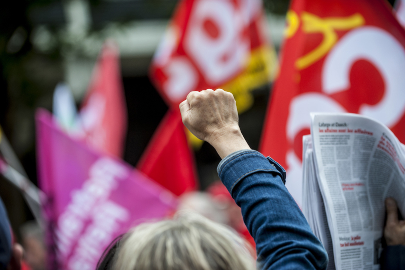 Face à Macron, la lutte sociale, vite !