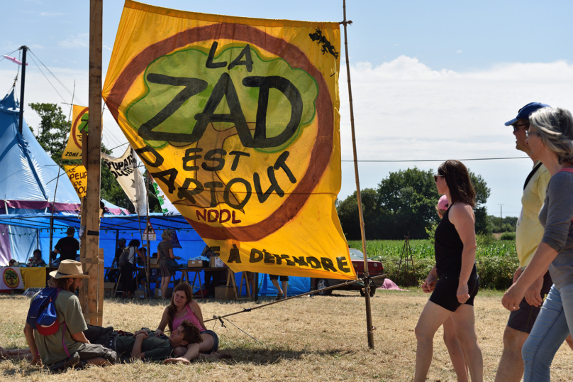 Notre-Dame-des-Landes : À l’ombre du totem de la victoire