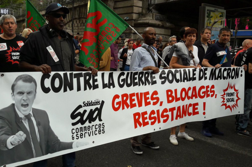 Front social : « Le 14 Juillet, c’est pas pour les canons »