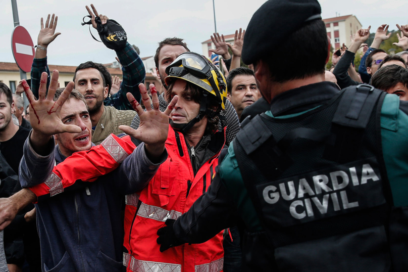 La répression s’abat sur le peuple catalan